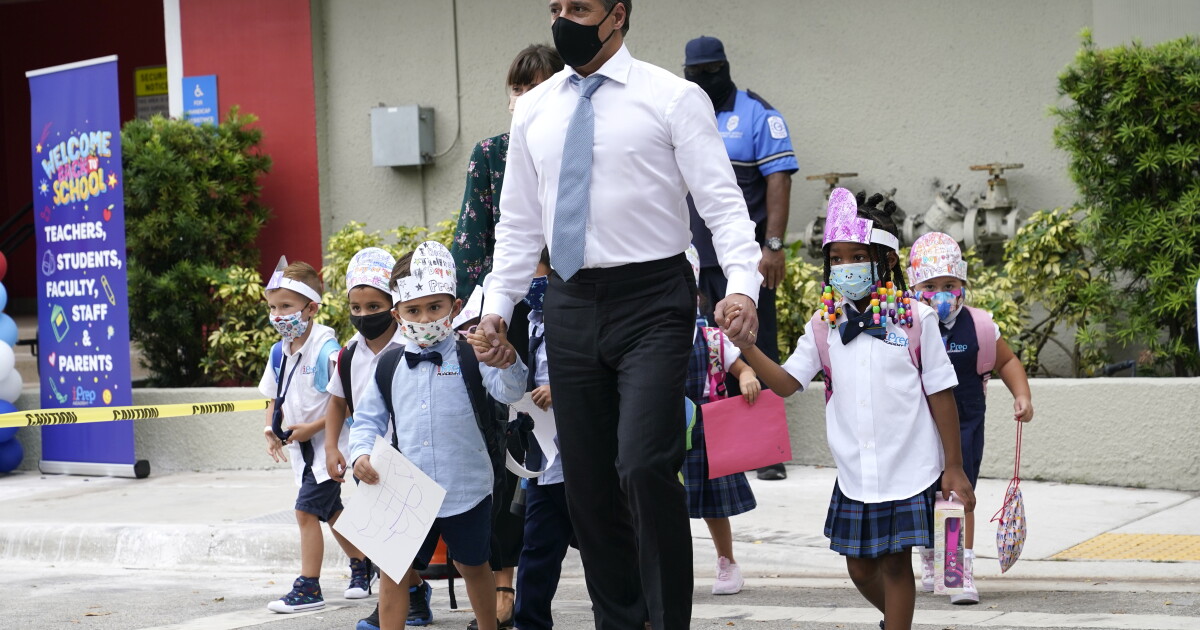 Court reinstates Fla ban on school mask mandates