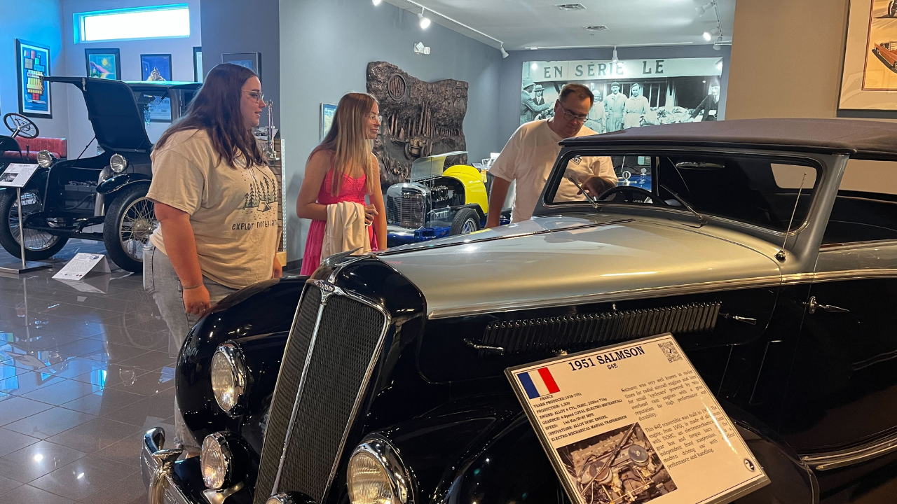 Hundreds of dads gather at Tampa Bay Automobile Museum
