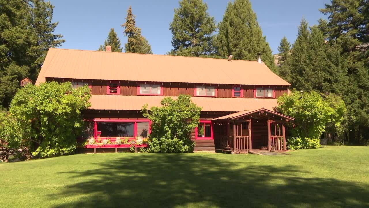 Holland Lake Lodge