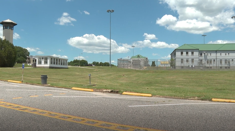 Federal Correctional Center Petersburg 02.png