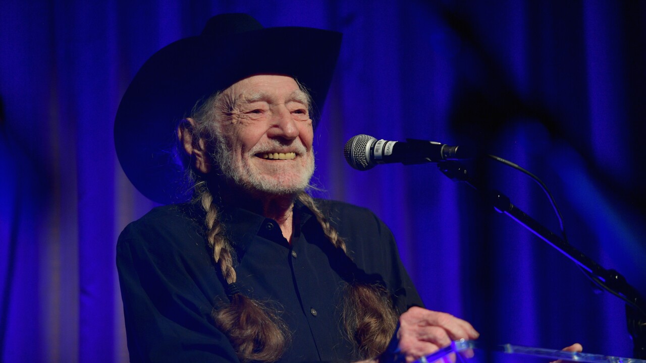 Willie Nelson Coming To Bakersfield In January