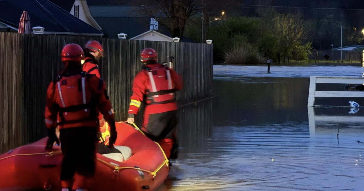 Powell Co. Search and Rescue team rescue person from home, locate