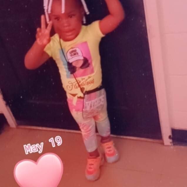 Chaney Elizabeth Simpson 02.jpg