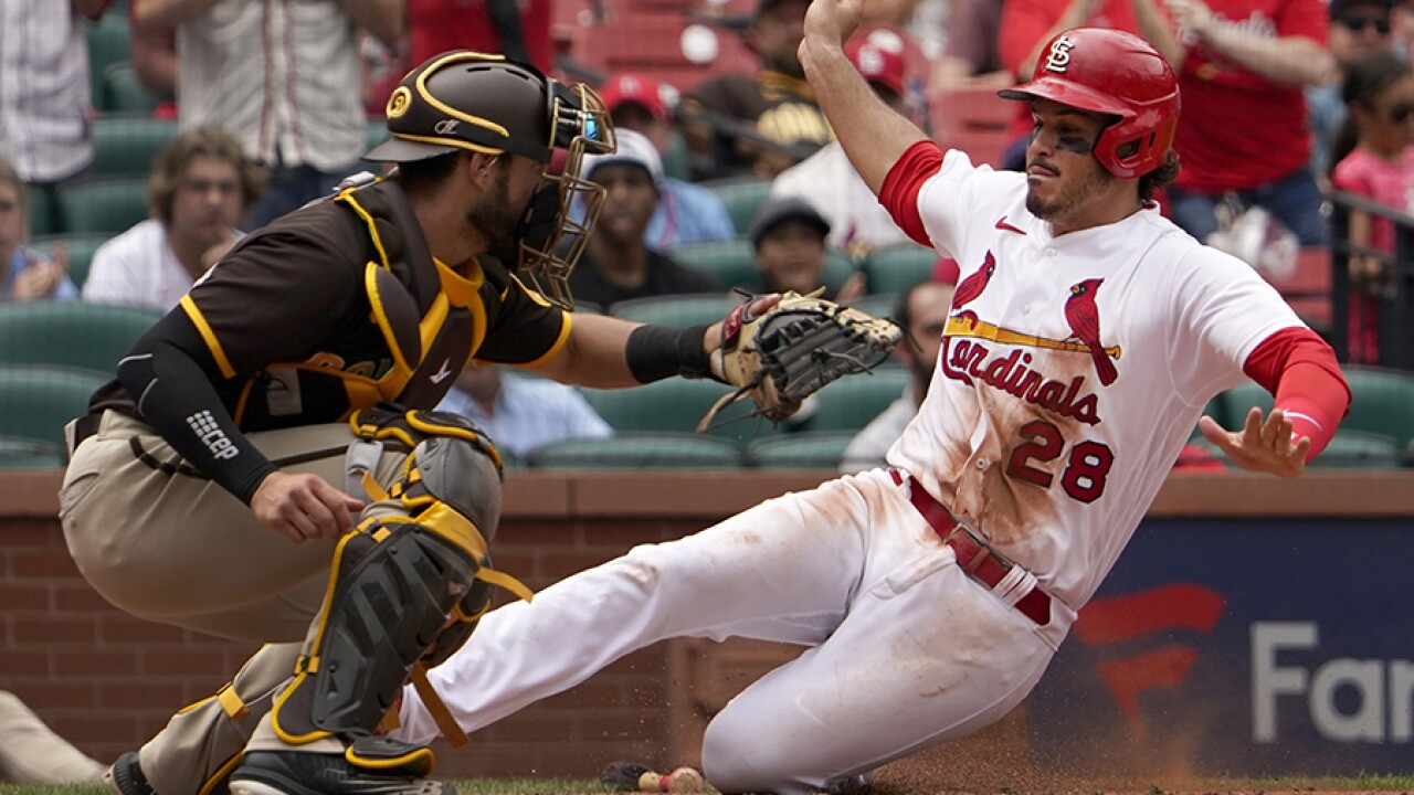 Cardinals beat Padres 52 to complete 3game sweep