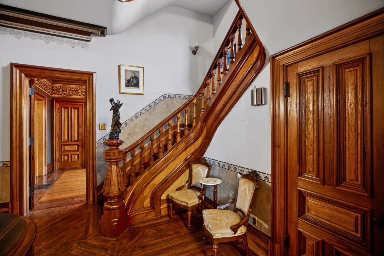Hudson-Evans House 79 Alfred - 14.jpg