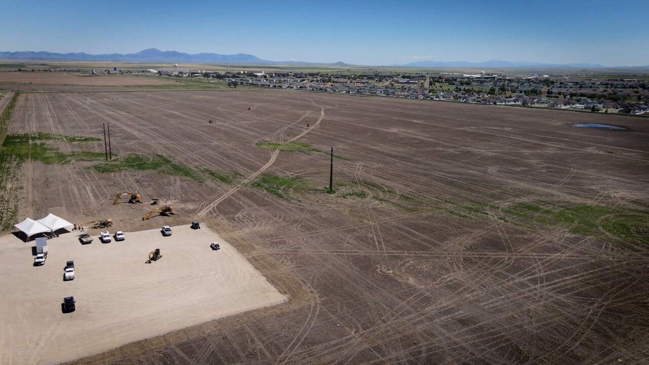JANICKI CAMPUS DRONE.jpg