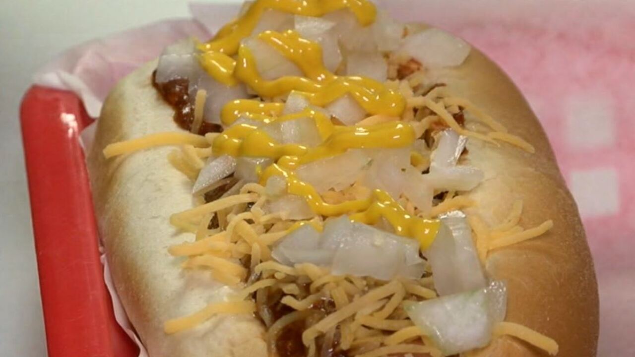 Changing lives one hot dog at a time Columbus restaurant hires people