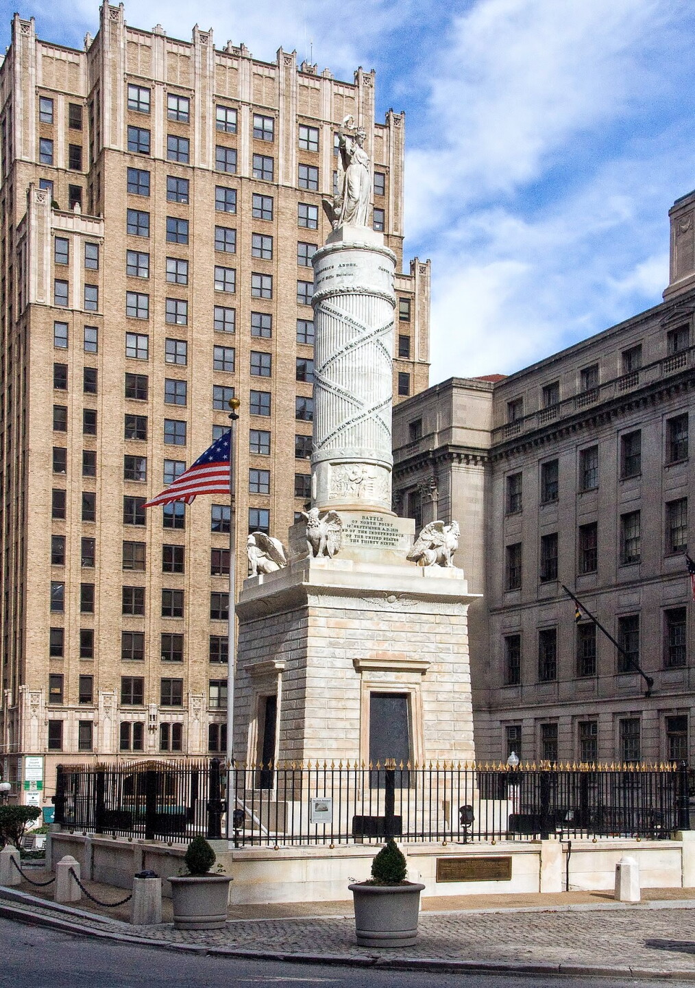 An old photo of the monument from around 2011/2012
