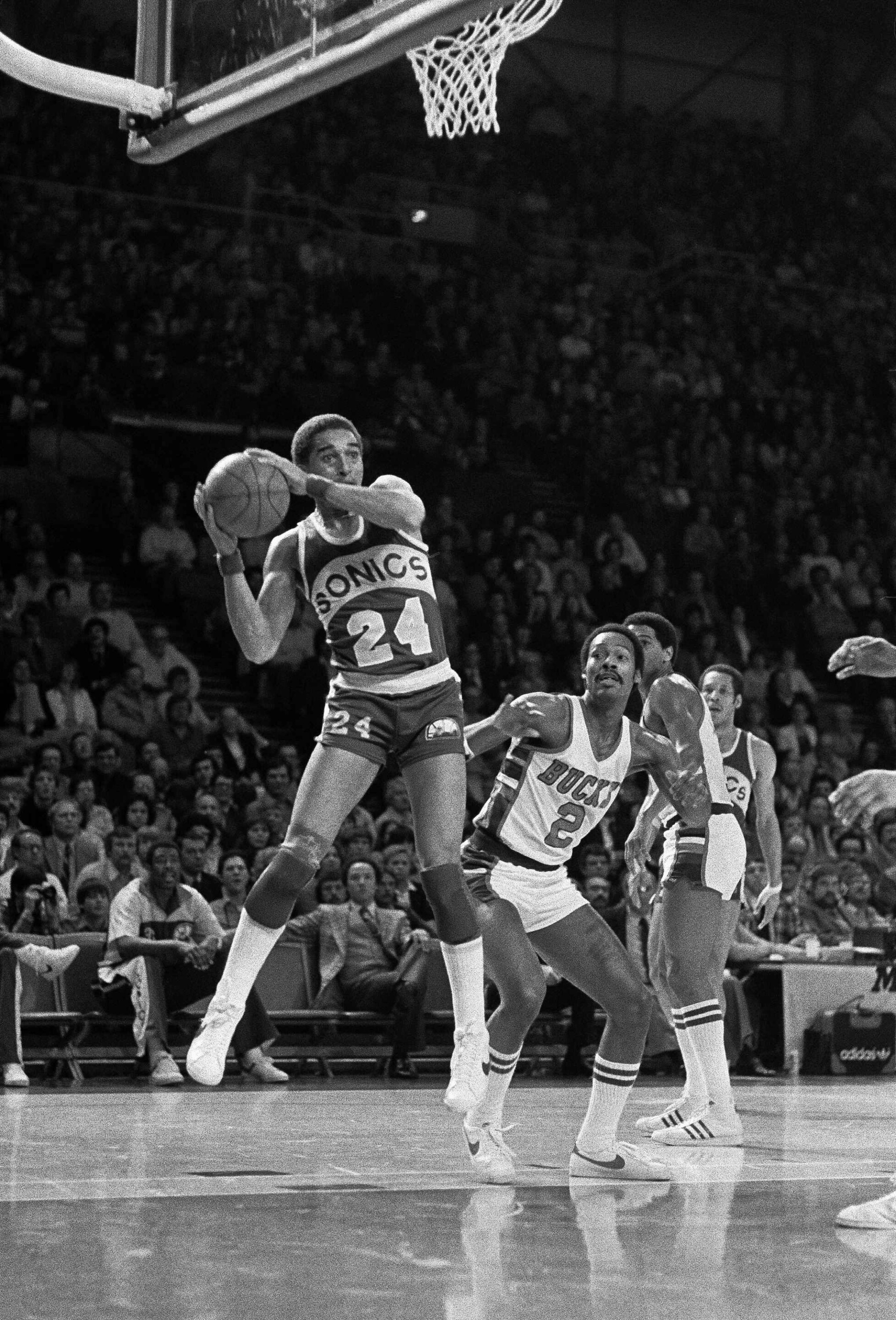 Junior Bridgeman reflects on time with the Milwaukee Bucks