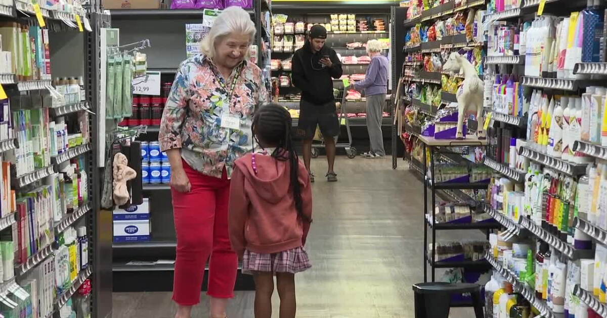 SEE HOW: Neighbors saved Community Co-Op Market from shutting down - Vimarsana News
