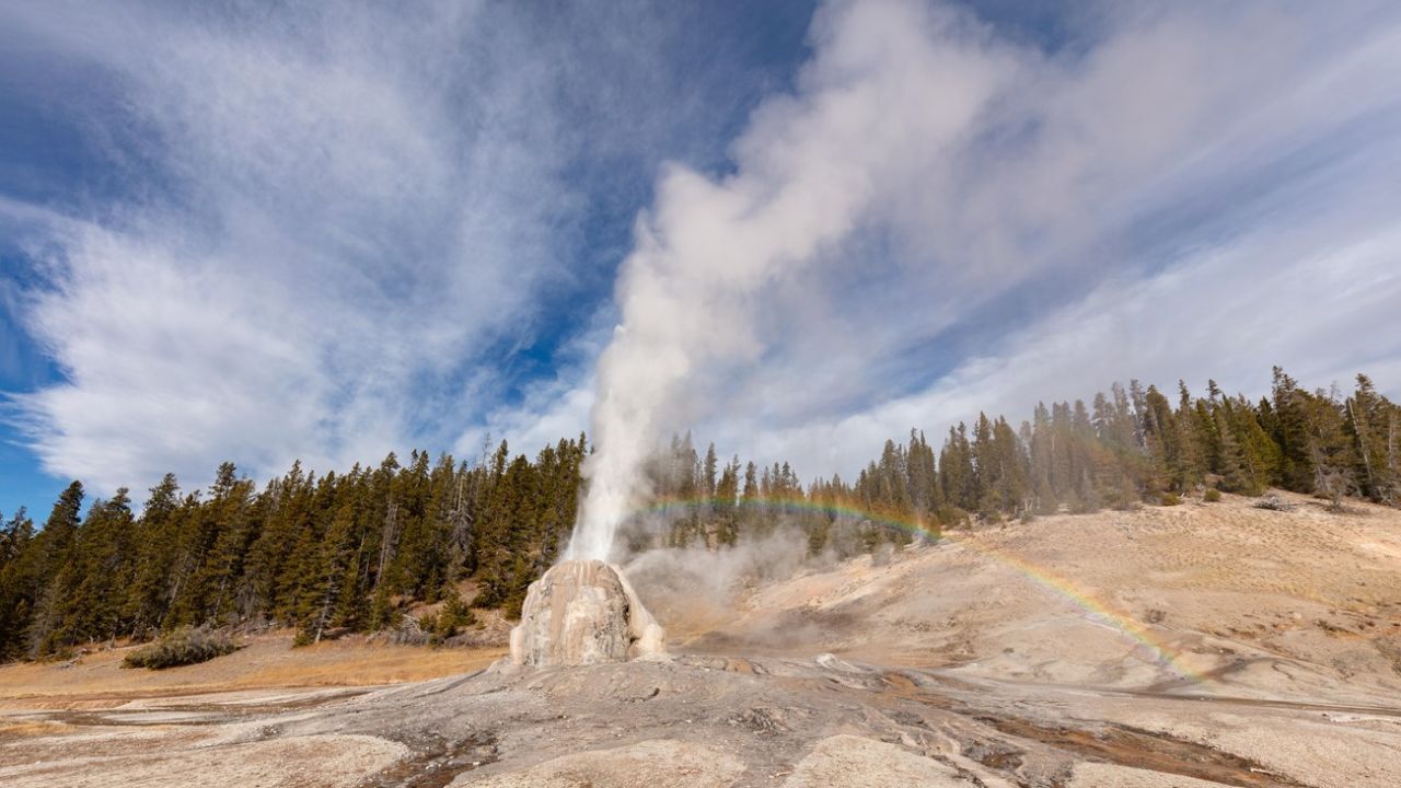 Lone Star Geyser in Yellowstone National Park
