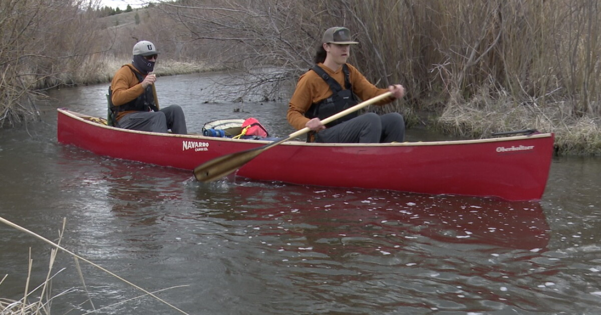Butte canoeists start 1,200-mile journey to Pacific Ocean - Vimarsana News