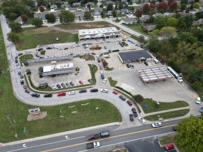Line of cars at Lone Jack Phillips 66