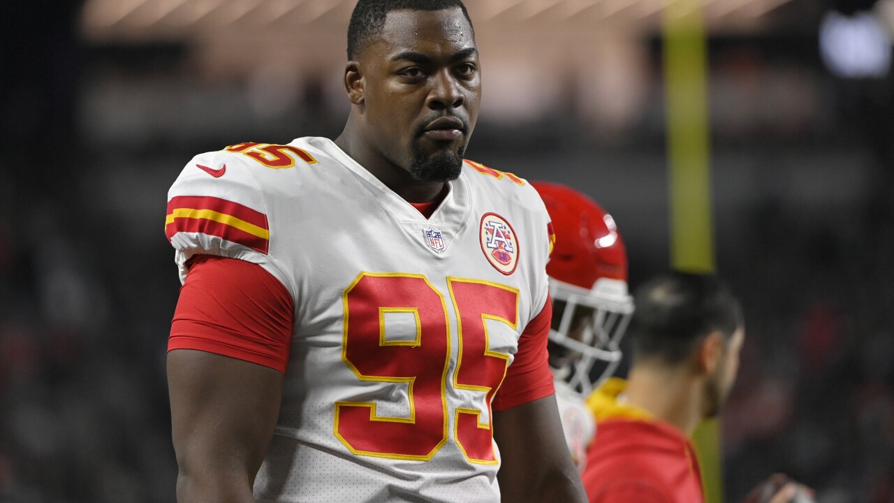 REPORT: Chris Jones doesn't arrive at Chiefs training camp