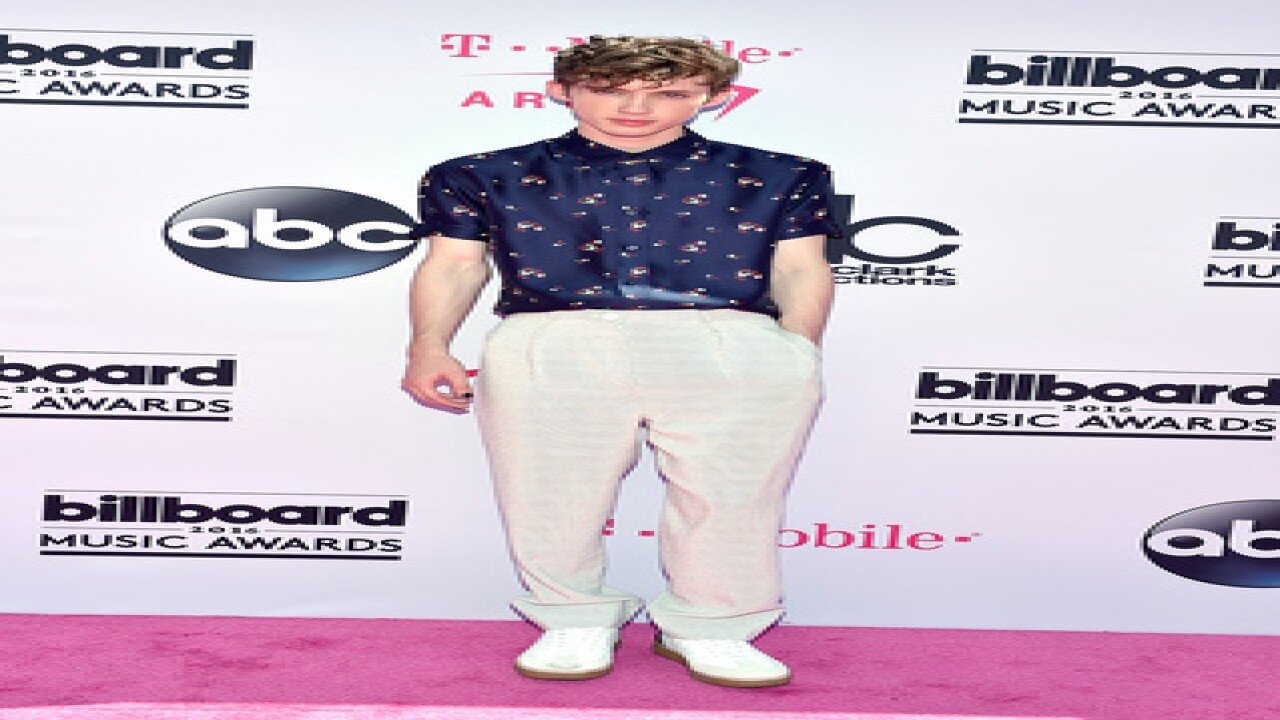 See best, worst looks from BBMA magenta carpet