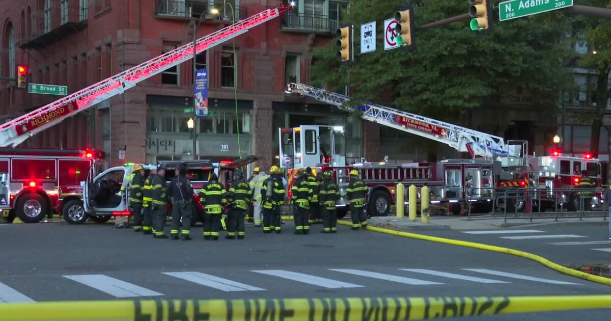 Photo: wtvr.com No injuries after crews battle 3-alarm fire at historic Richmond building