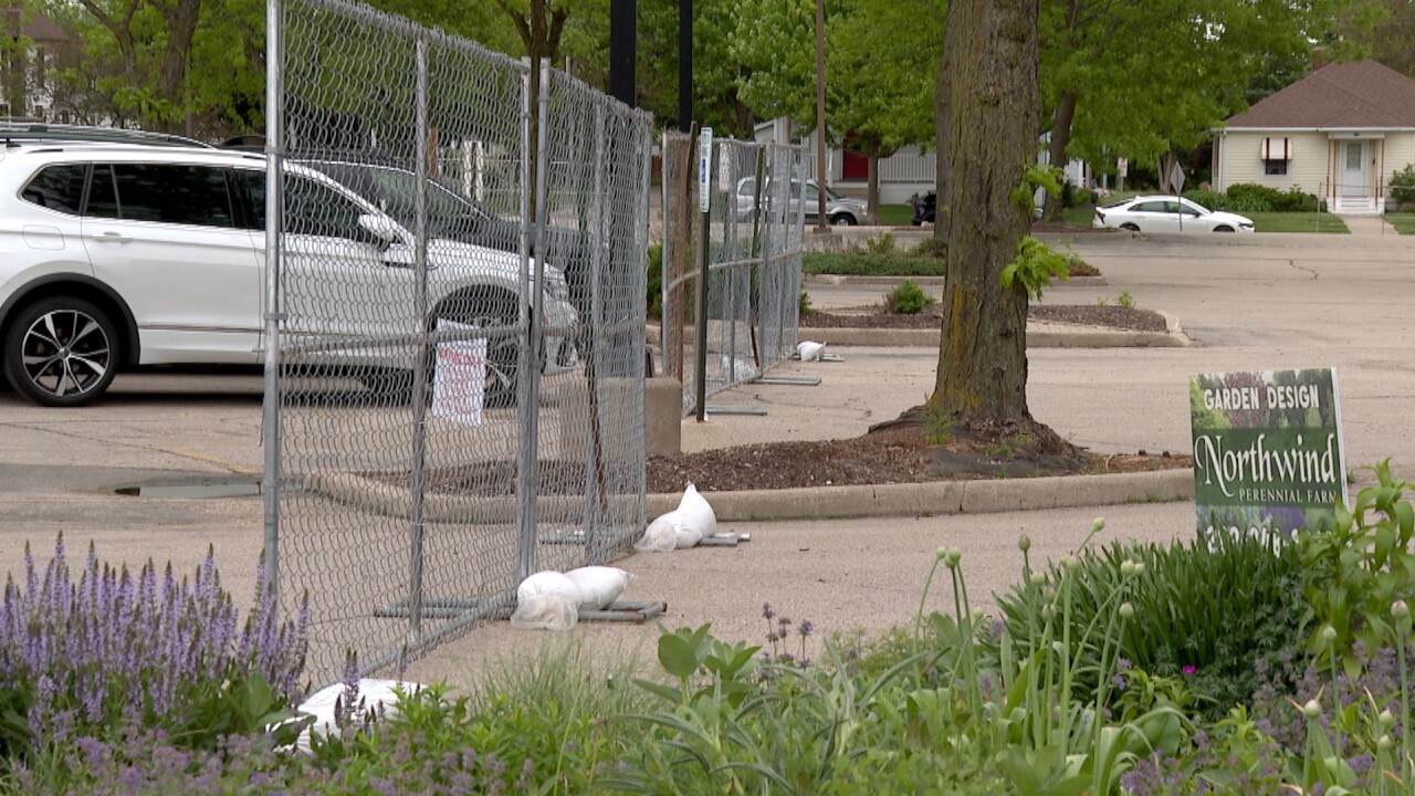 lake geneva closed parking lot 1.jpg