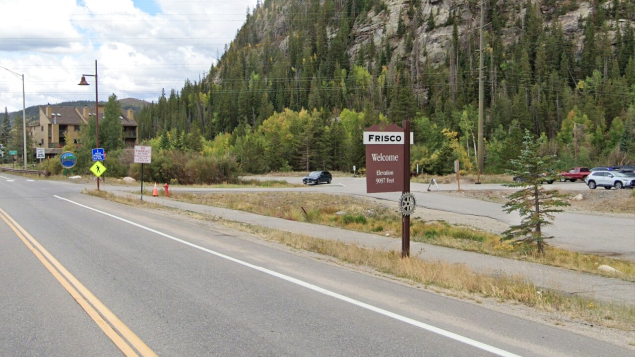frisco sign.jpg