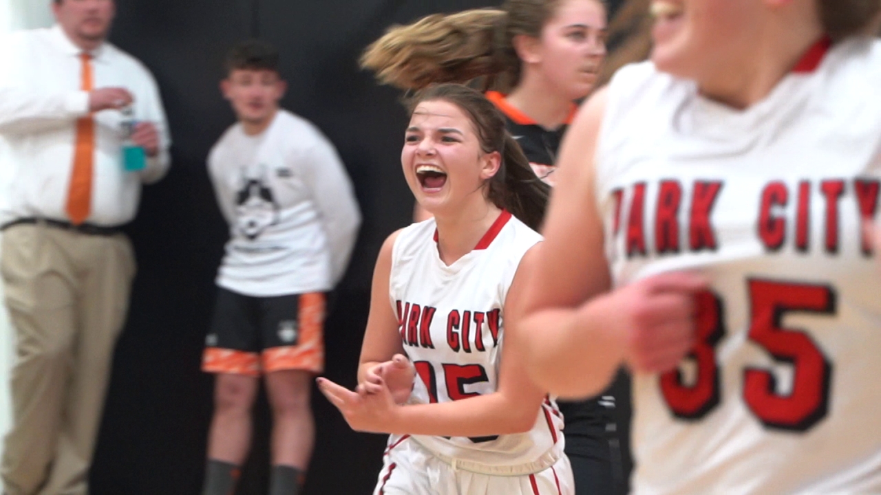 Park City basketball starts 2020 strong, sweeps Absarokee Park City basketball starts 2020 strong, sweeps Absarokee