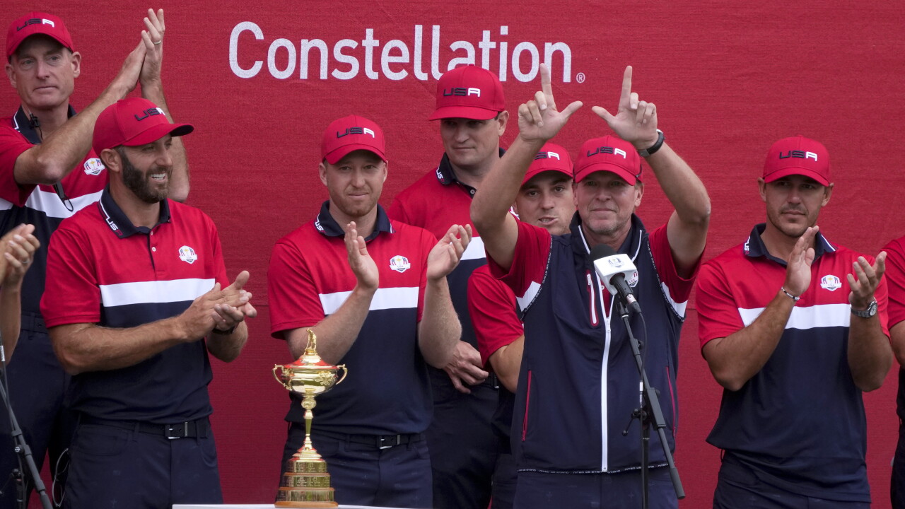 Strickers Scare Golf