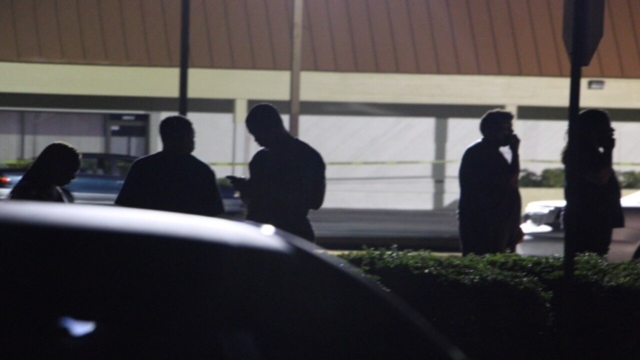 2 killed, dozens injured outside Fla. nightclub