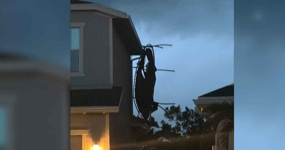 Trampoline on roof, missing garbage cans: Severe thunderstorm leaves damage across Palm Beach County
