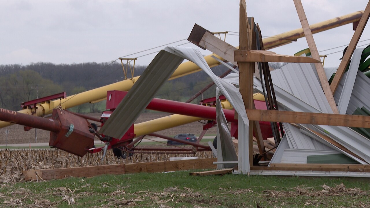 east troy tornado 2.jpg