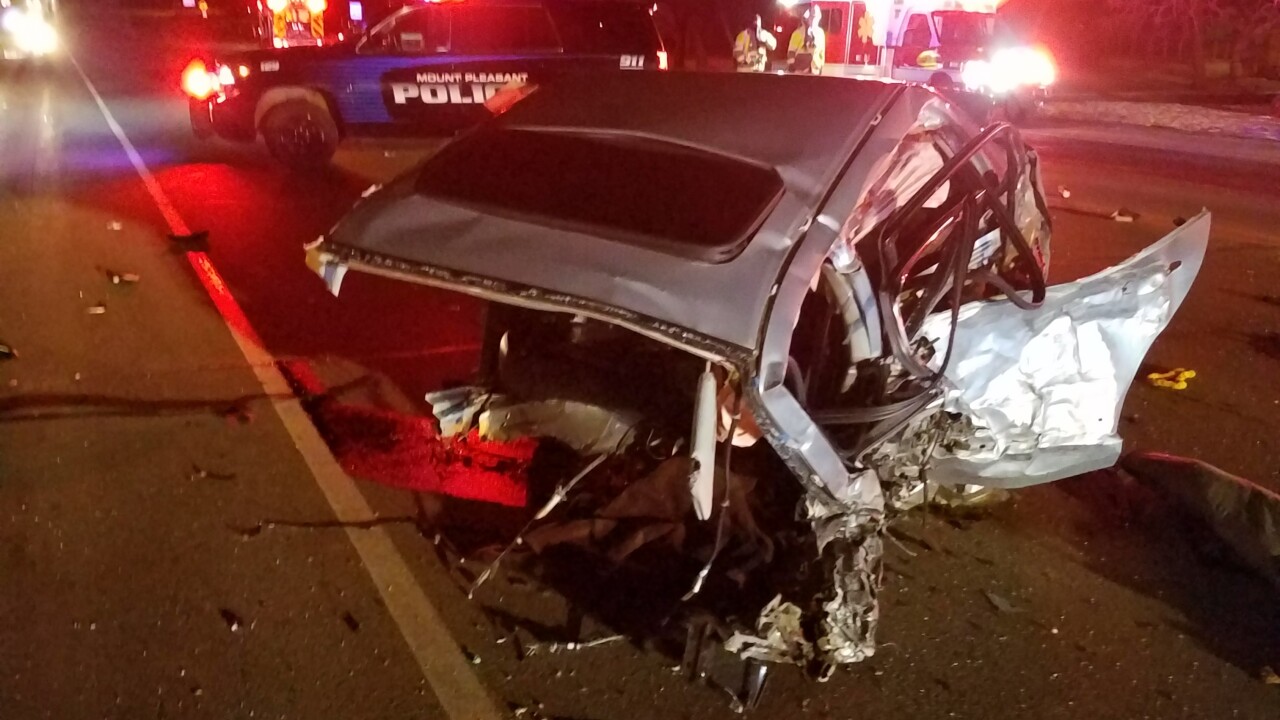 1 killed in Mount Pleasant crash