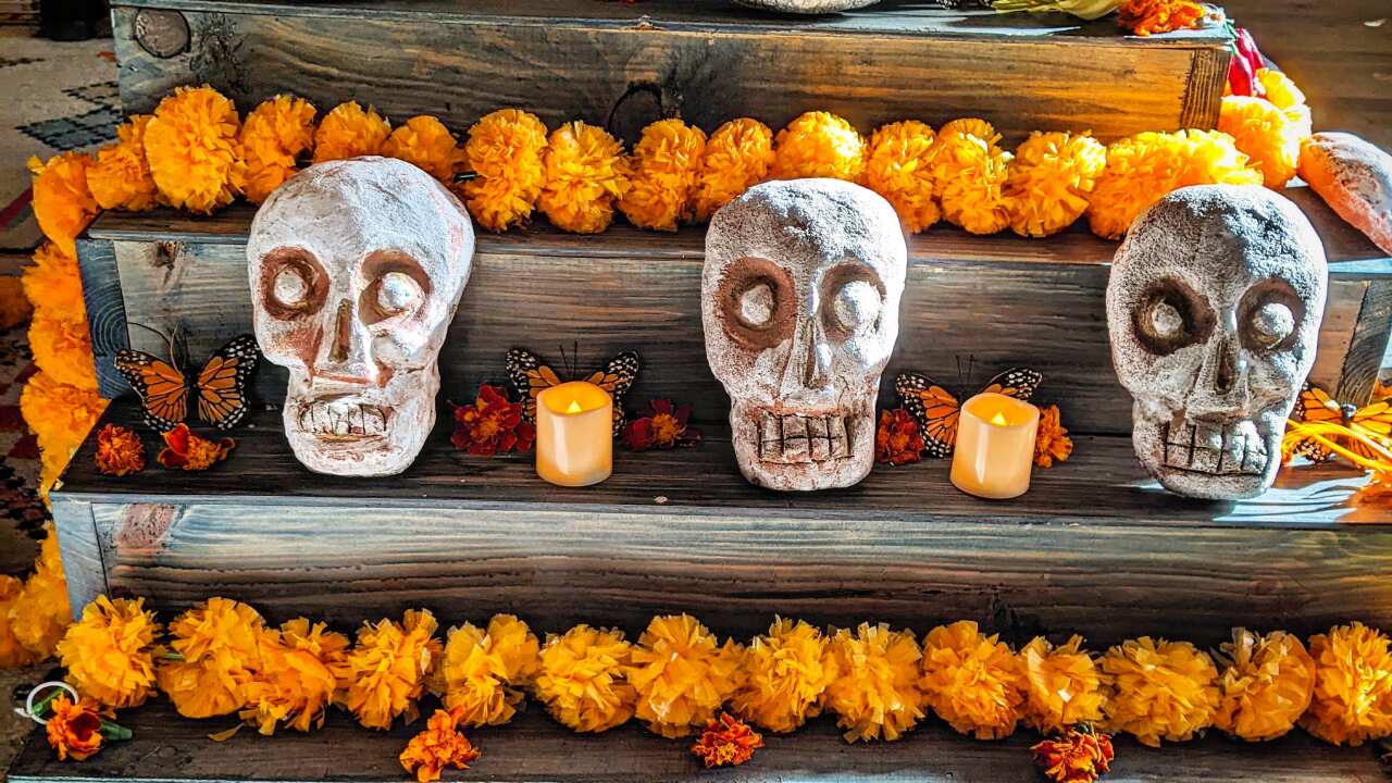 dia de los muertos.jpg