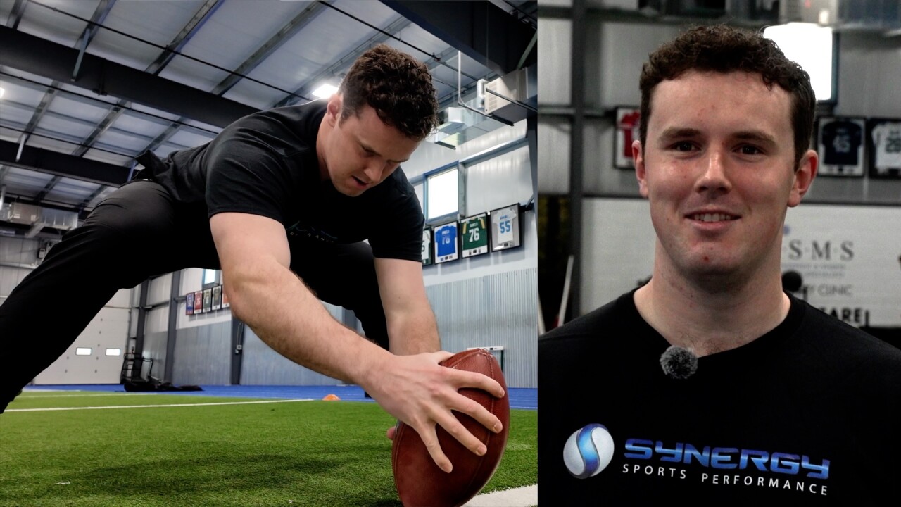 West De Pere alum Brett Welsing hopes to long snap his way into the NFL