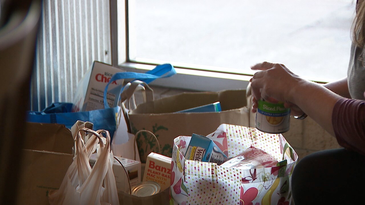 Nicolo's Pizza Food Drive