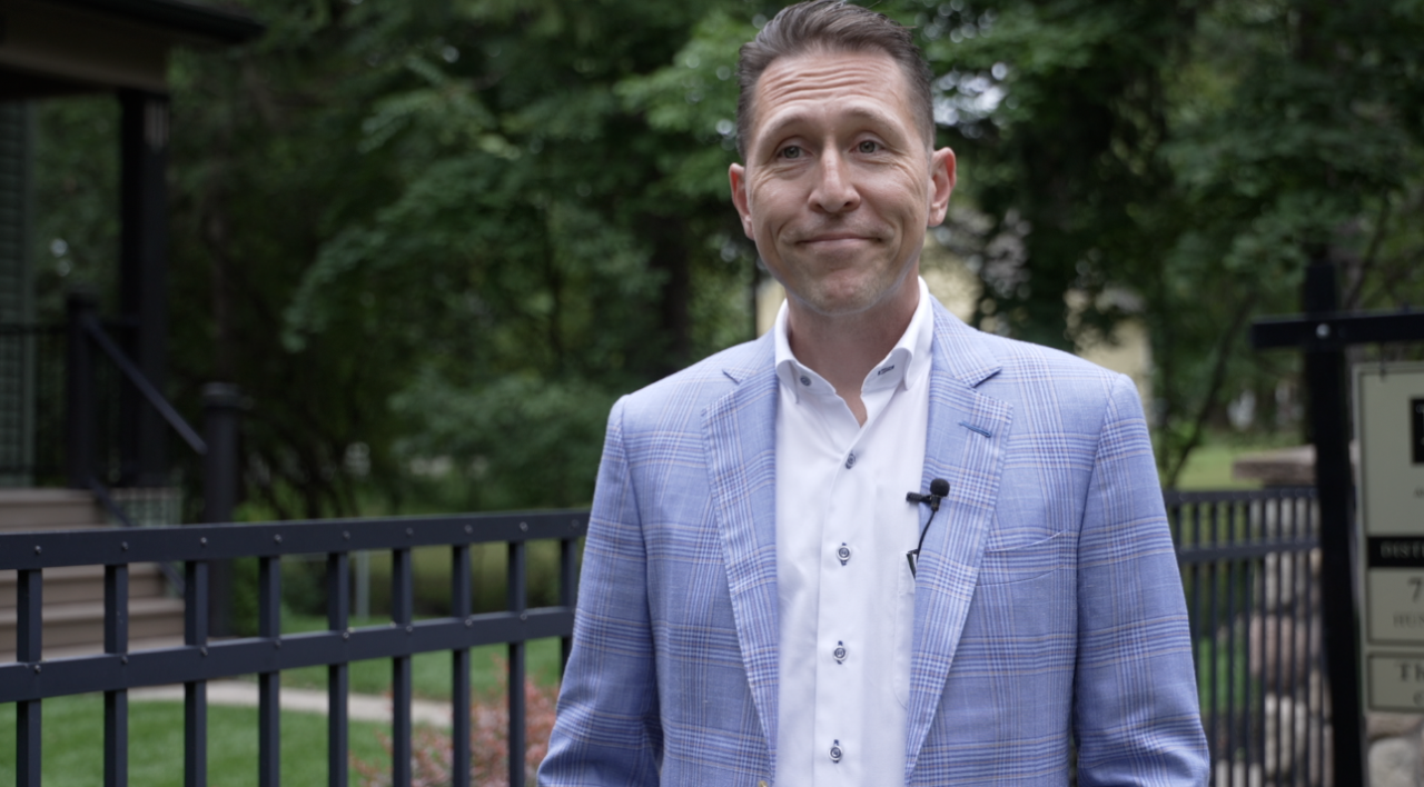 housing market broker