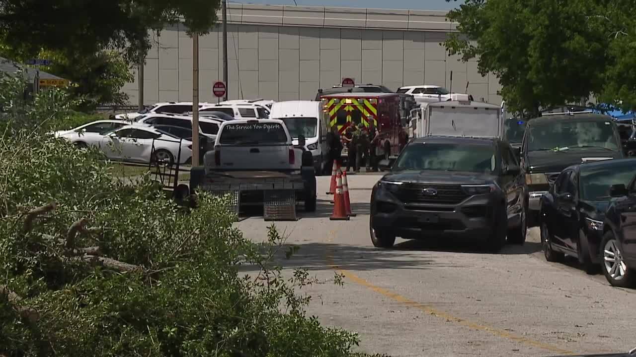 Pinellas Park PD SWAT team on scene of armed subject: Police