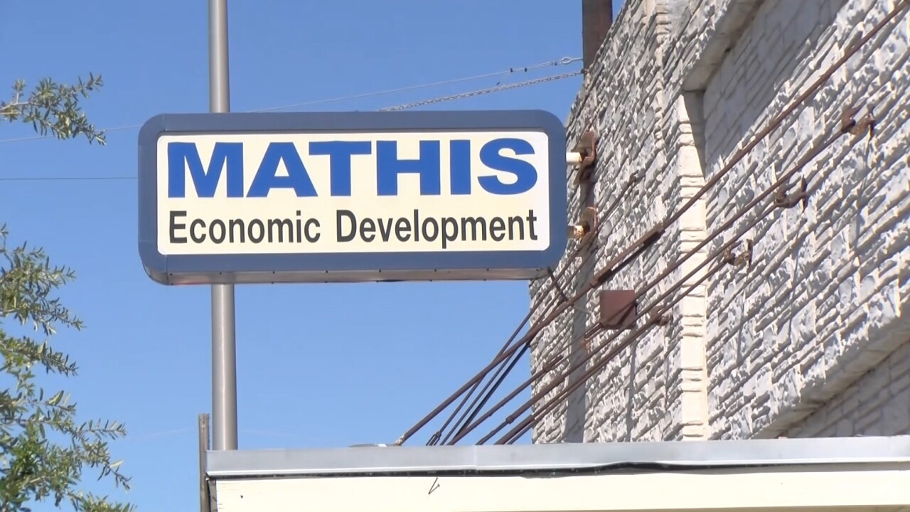 Downtown Mathis