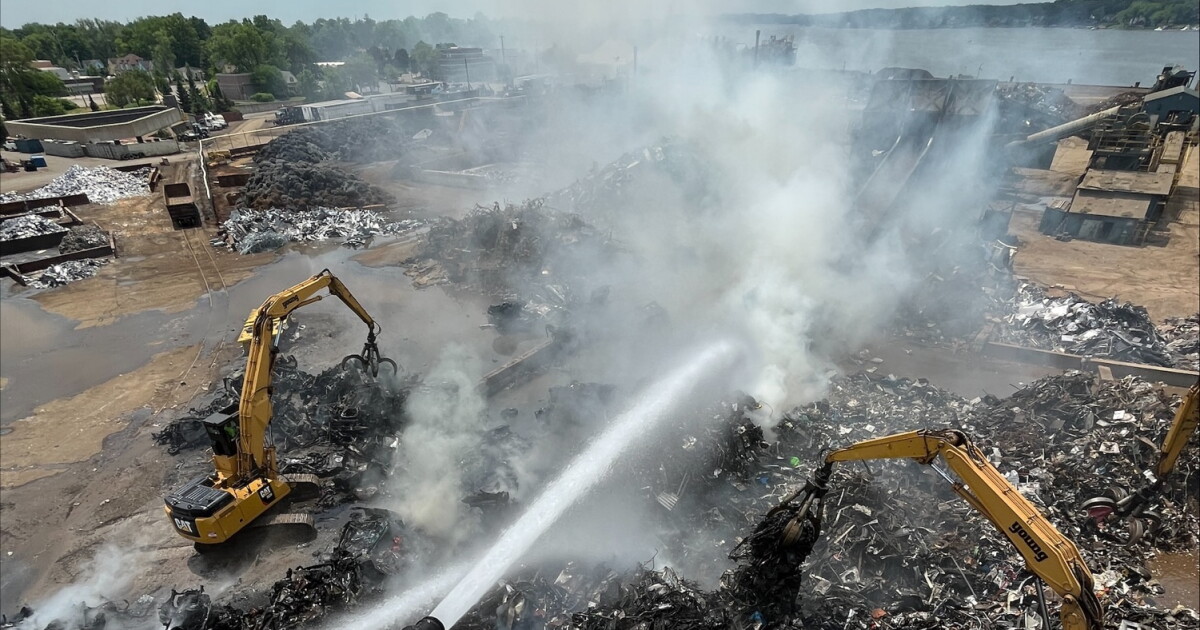 Crews put out fire at Padnos recycling center in Holland, reopen Pine Ave. - Vimarsana News