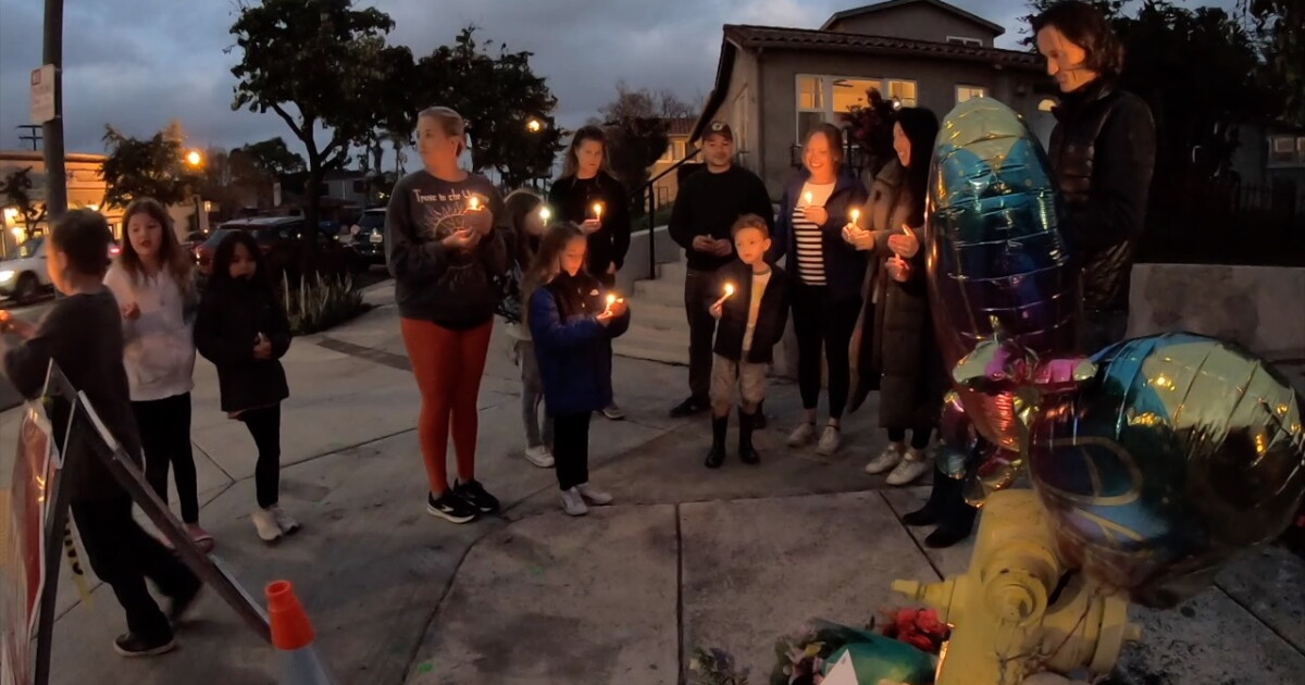 Candlelight vigil held for little boy killed in Kensington crash