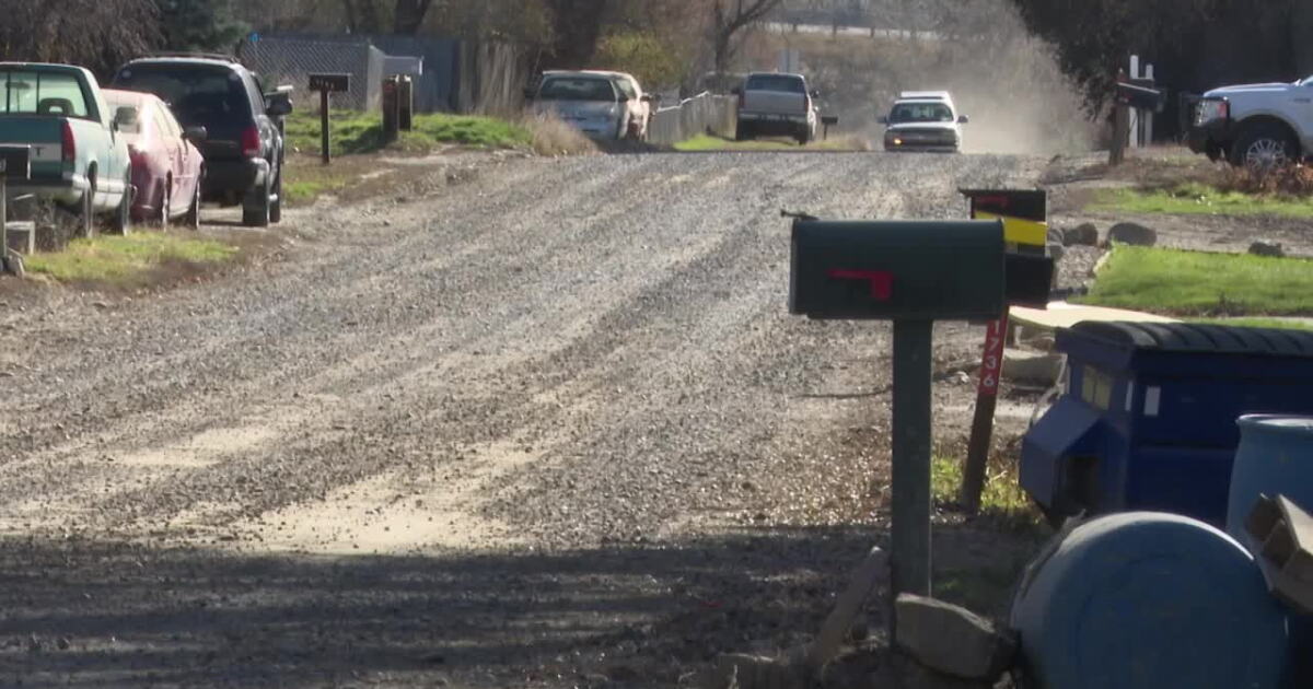 Lockwood neighborhood reacts to car thefts and shooting - Vimarsana News