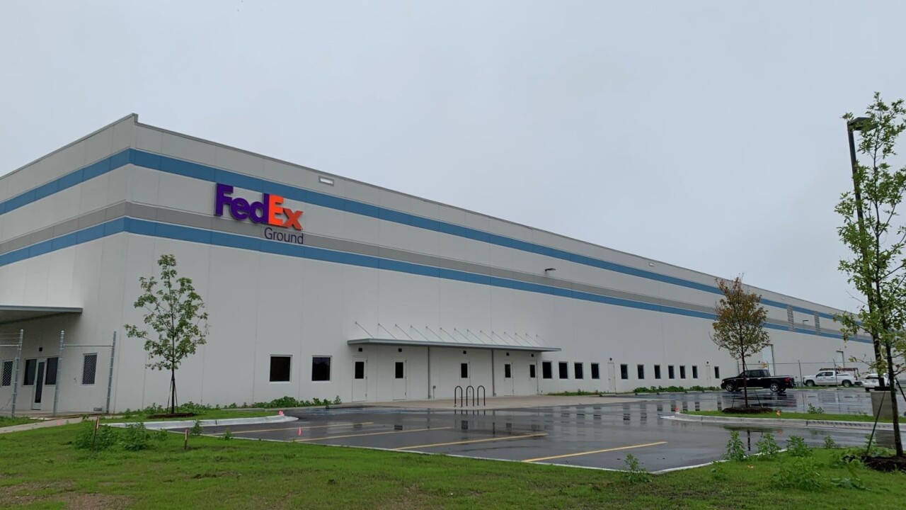 FedEx opens new Kalamazoo facility, hiring 100 workers