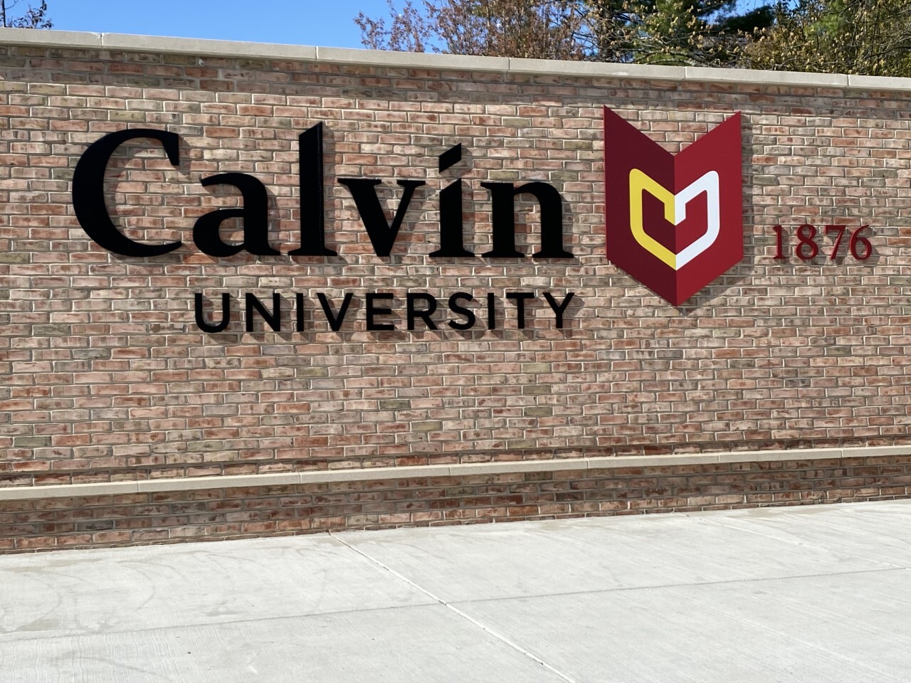 Calvin University Burton St Sign.jpg