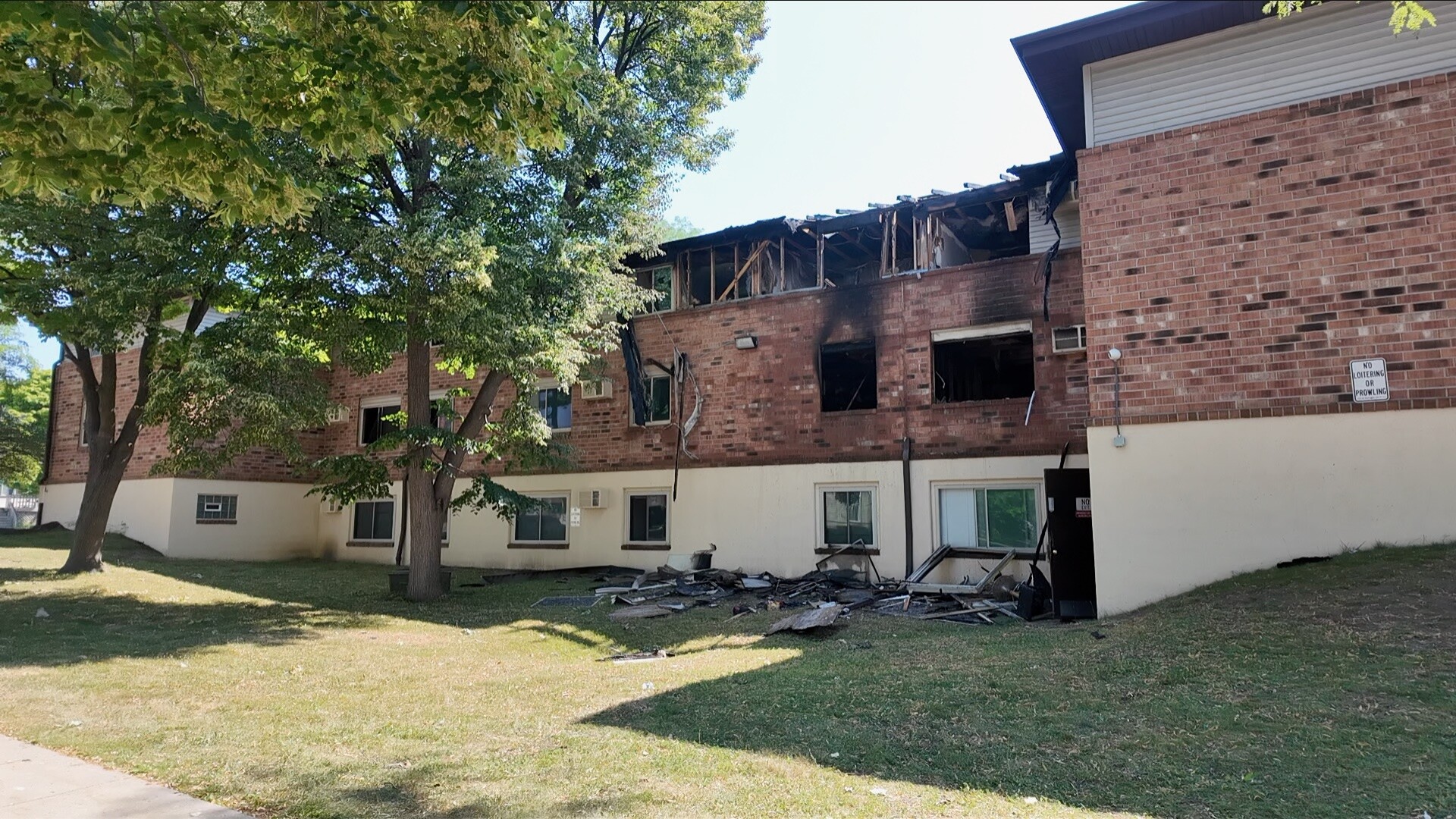 Highland Avenue apartment fire