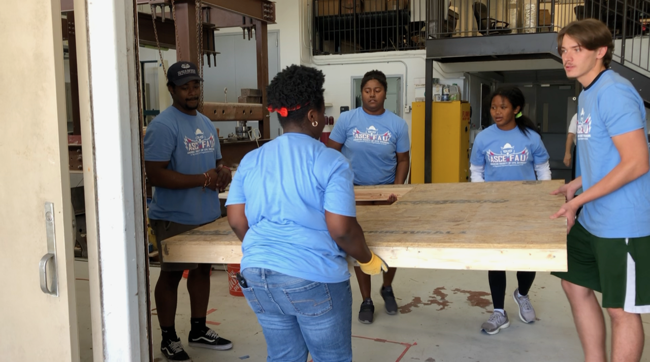 FAU engineering students 2.png