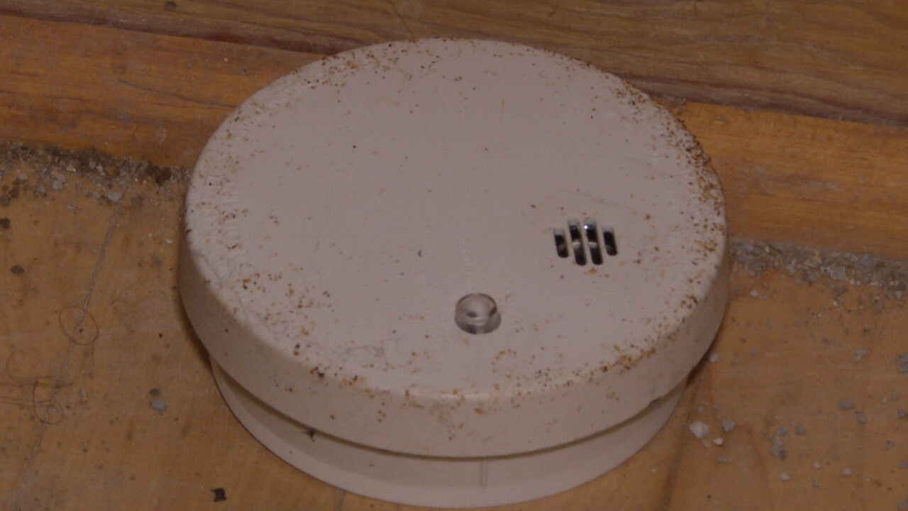 Smoke detector found on the floor 