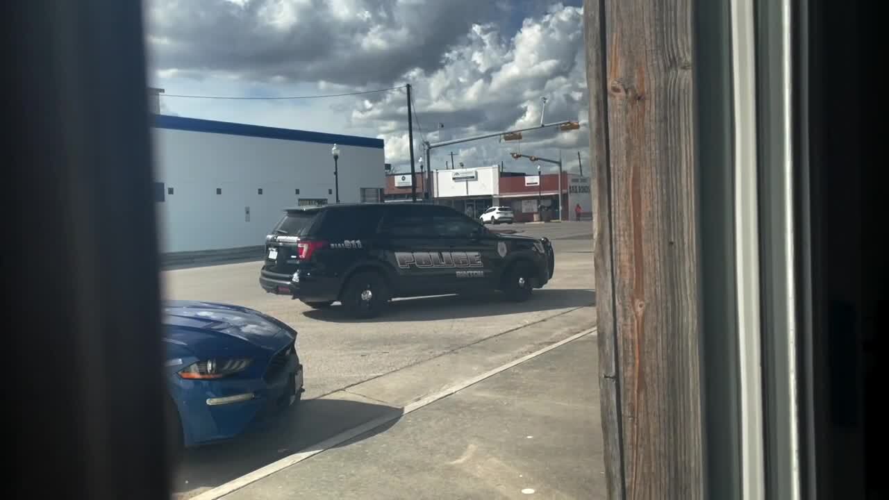 Sinton Police warn businesses on officer scam