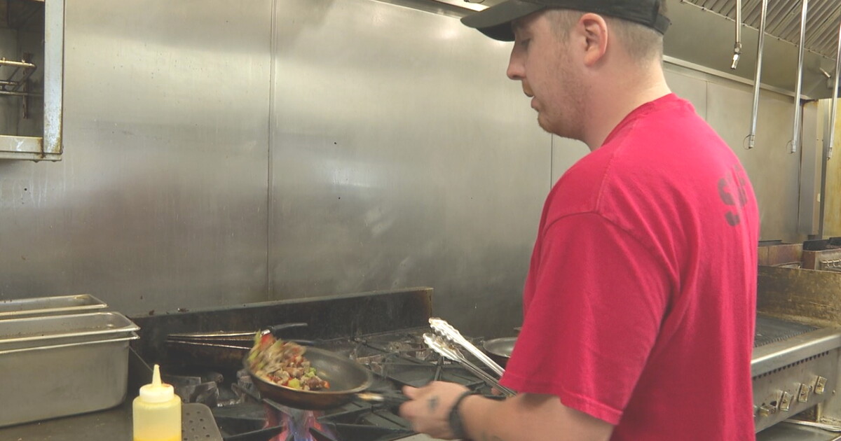Chef Ken Stoneback needs your vote as he competes again for "Favorite Chef" - Vimarsana News