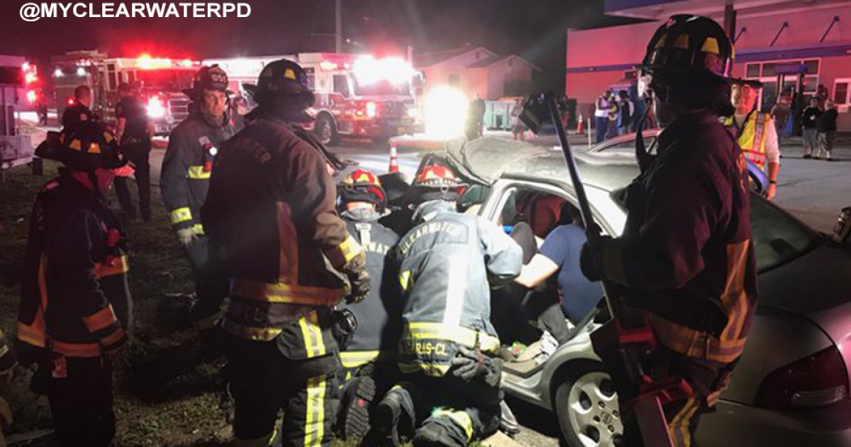 Two People Hurt After Hit And Run Crash In Clearwater