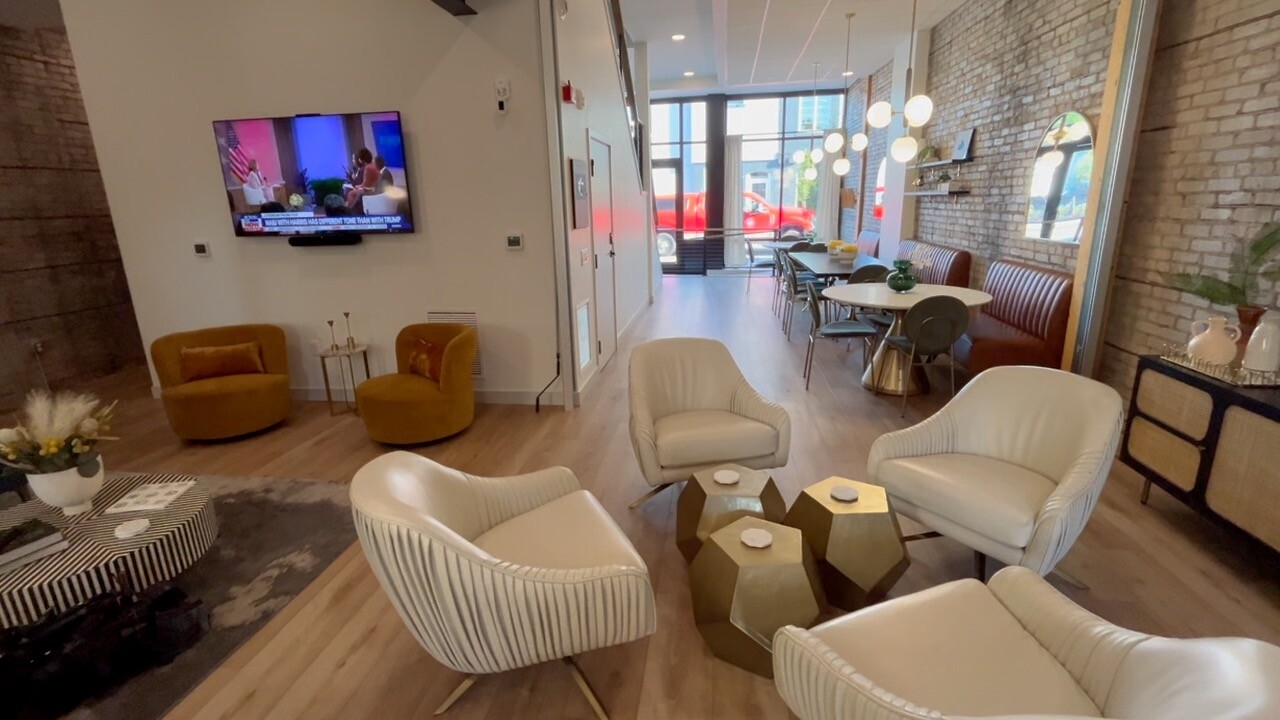 The Blue Jay Hotel 3.jpg