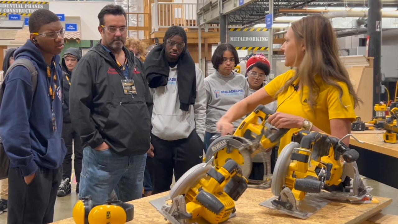 DEWALT apprenticeship program.png