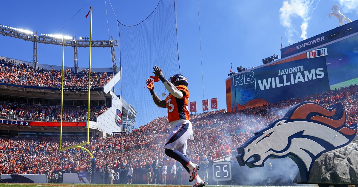 Broncos' RB Javonte Williams relies on faith, family in recovery from knee surgery Broncos' RB Javonte Williams relies on faith, family in recovery from knee surgery