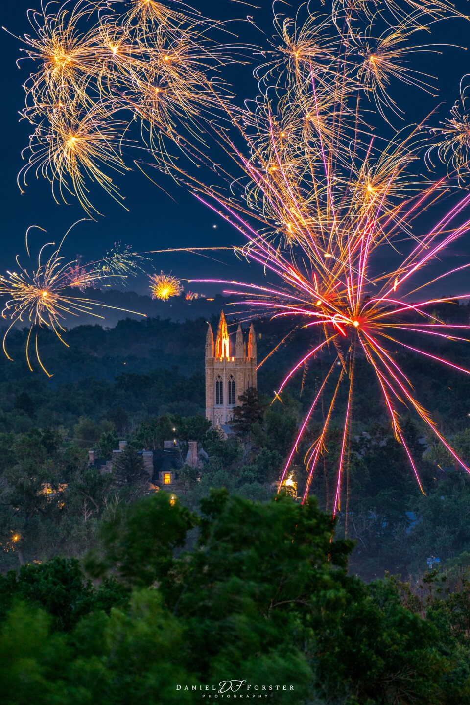 Colorado Springs fireworks 2024.jpg
