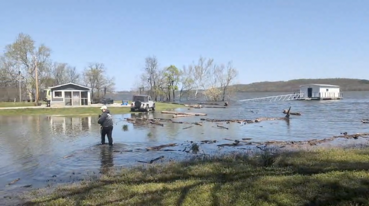 Flood lake hudson
